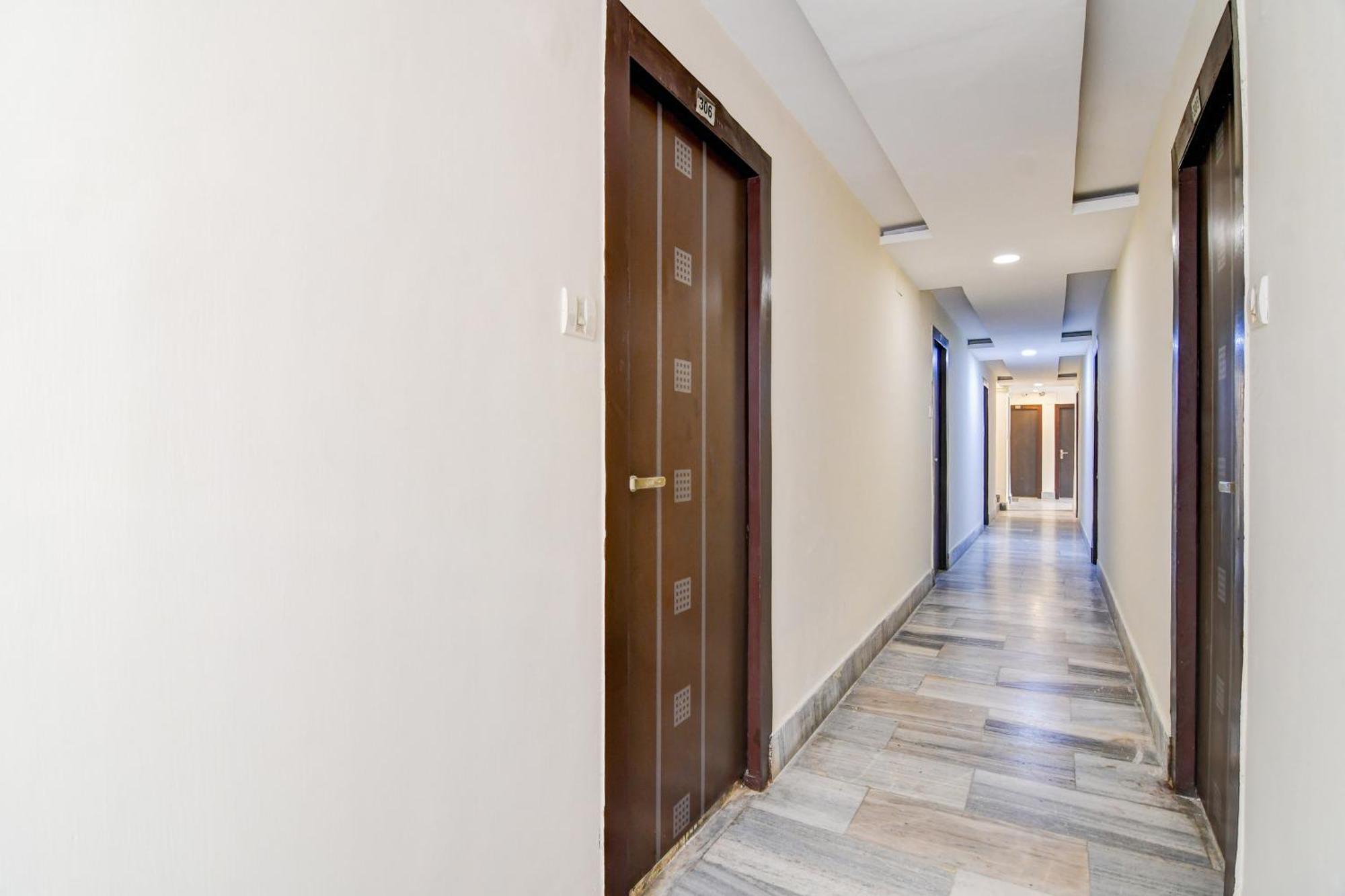 Super Hotel O Sarat Bose Road Formerly Shree Guest House Kolkata Eksteriør bilde
